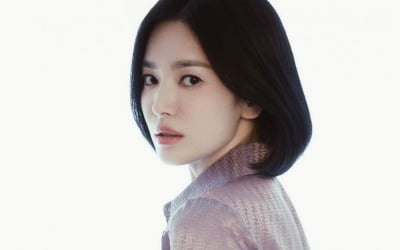 송혜교, 예쁜 얼굴이 첫 번째였는데…"비주얼보다 표현 보게 돼"('검은 수녀들') [인터뷰①]