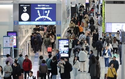 "푹 쉰 설 연휴, 추석은 더 대박"…가격 몇배 뛴 해외 항공편 '벌써 매진'