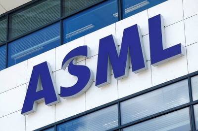 ASML,강력한 수요로 매출과 예약 예상 크게 앞질러