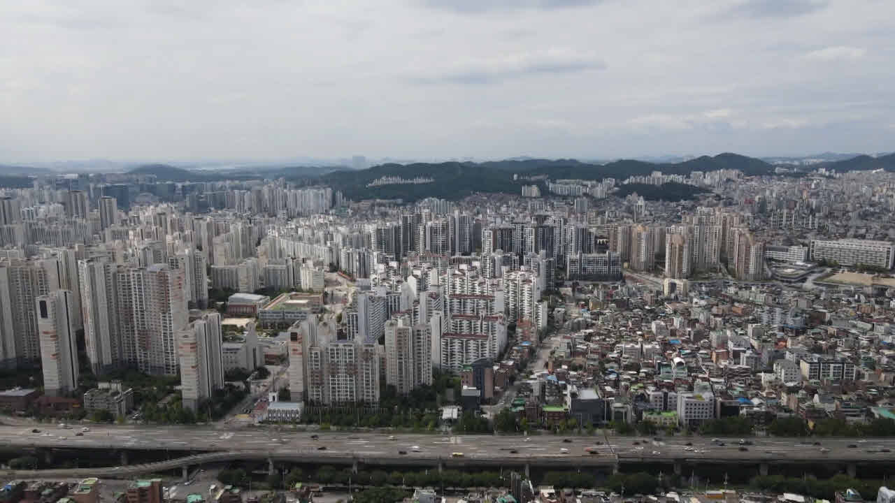 서울도 멈췄다…상반기까지 '안갯속'