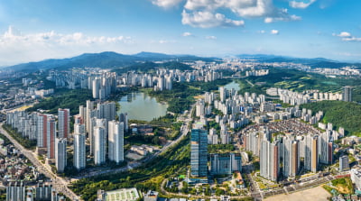 경기도, 수원시, 용인시 등과 건설한 광교신도시 '개발시작 20년만에 준공'