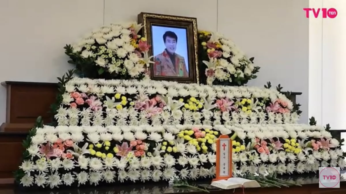 [종합] 故 송대관, 오늘 영면…영원한 별이 된 트로트 대부