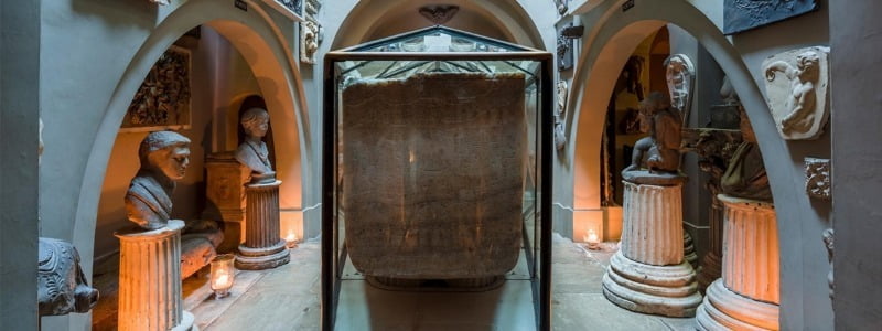 세티 1세의 석관(Sarcophagus of Seti I) / 사진출처. Sir John Soane's Museum