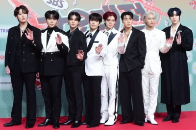 에이티즈, '상토토사이트 마무리 멘트 매력에 에이티니 오늘 또 입덕' [입덕도우미]