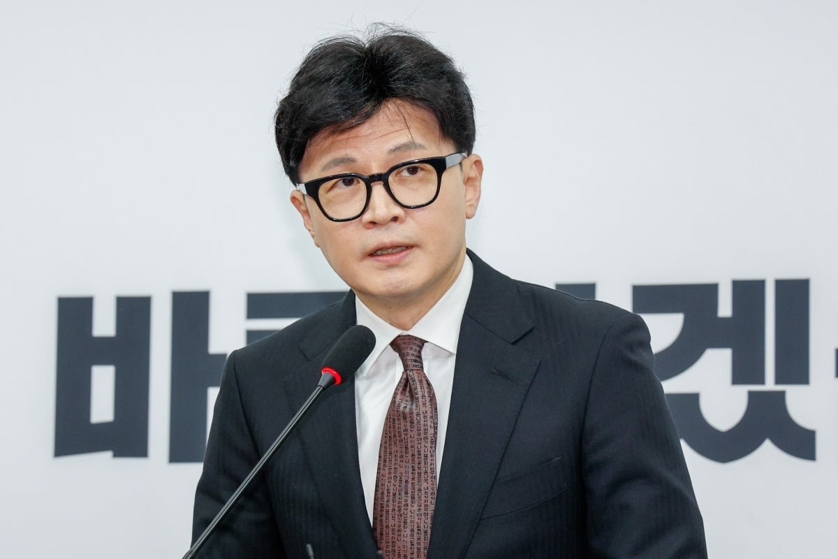 한동훈 "이재명, 가장 위험한 인물…유죄 판결 막으려 계엄할수도"