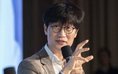 네이버의 반격 시작되나, 은둔의 경영인 7년 만에 복귀