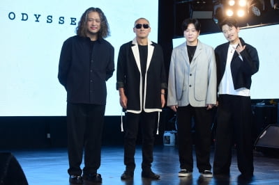 YB "엑스디너리 히어로즈, 뽀로로 메탈 버전에 감동 받았다더라"