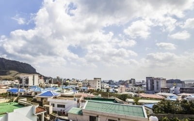 제주도 '한 달 살이' 원하는 청년 여행객에 숙박비 지원