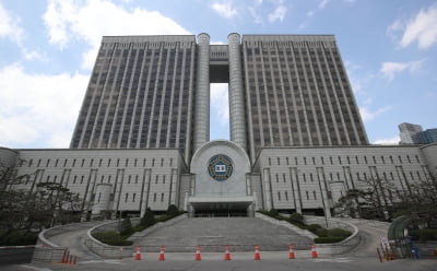 “난 외국인” LG家 맏사위 윤관 123억 종합소득세 소송서 패소