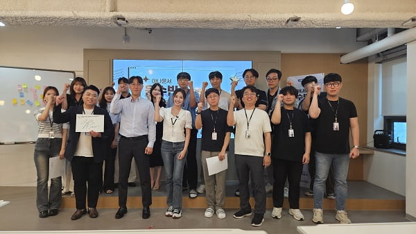 [2025 한국소비자만족지수 1위] 국비 지원 양질의 교육, 경일게임IT아카데미