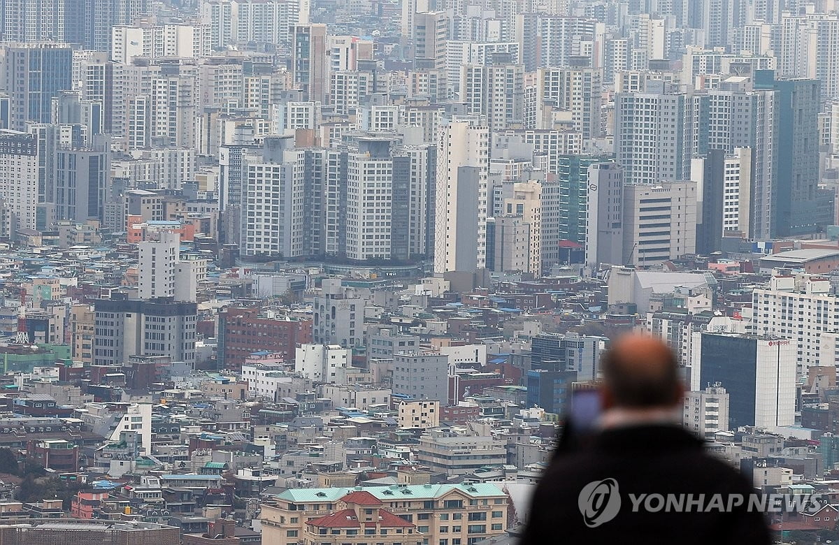 전국 집값 하락폭 확대…"수도권도 하락 대열"