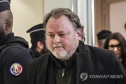 유명 감독, 여배우 성추행 '유죄'...피해자는 은퇴