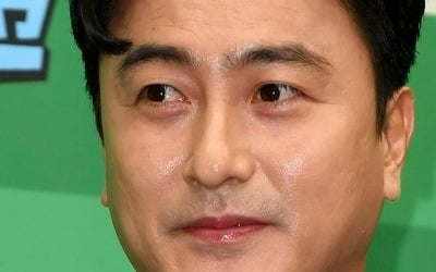 안정환, 연봉 150억이라더니…"기름값이 물값보다 저렴해" 헛웃음 ('선넘패')