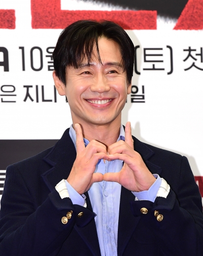 Shin Ha-kyun to Make Special Appearance in Mystery Thriller 'Pigsty'