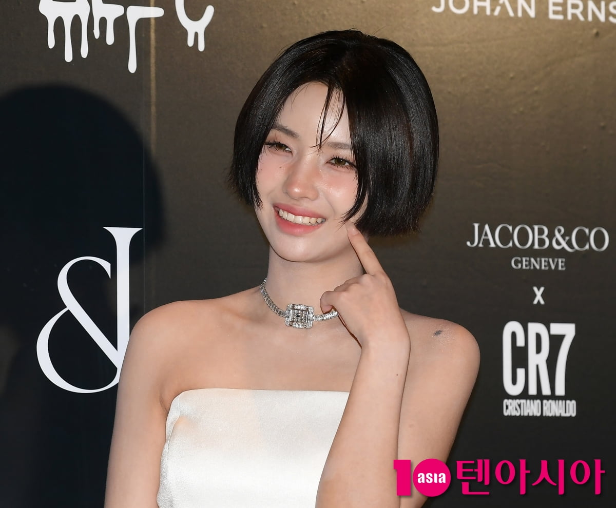 (여자)아이들 소연, 한줌 허리...수줍은 볼콕[TEN포토+]