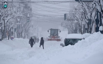 日 기록적 폭설에…일주일새 '눈 치우던' 노인 7명 사망