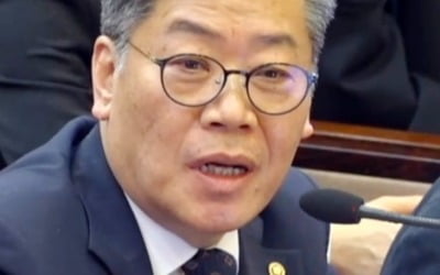 선관위 사무총장 "과거 잘못에 매몰돼 평가하는 것 동의 못해"