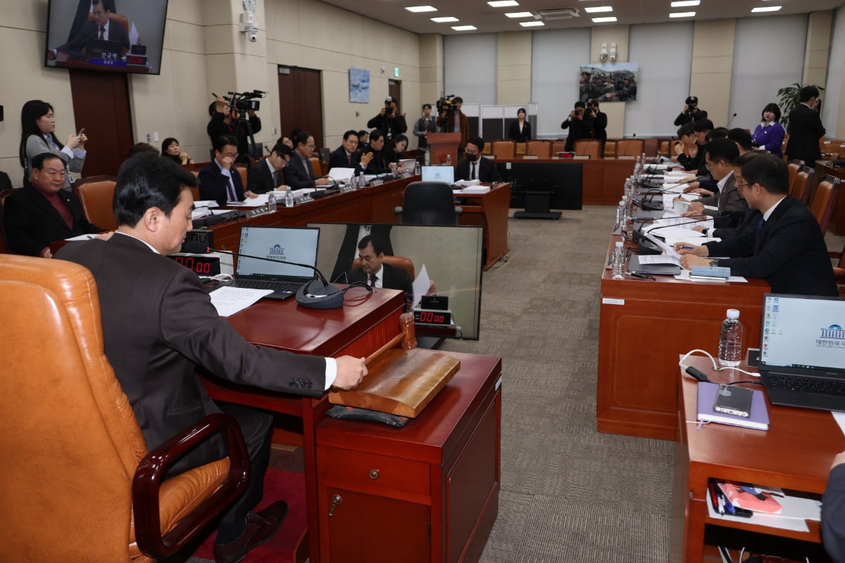 윤석열 정부의 비상계엄 선포를 통한 토토 바카라 사이트 혐의 진상규명 국정조사특별위원회' 활동 종료일인 28일 서울 여의도 국회에서 결과보고서를 채택하기 위한 전체회의가 열리고 있다. 연합뉴스