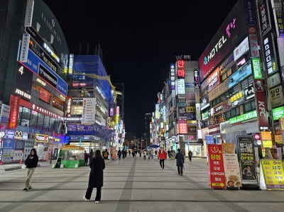 "회식 1차에 끝내고 9시 카지노 슬롯머신"…직장인들 돌변하자 벌어진 일