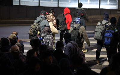 조선족 불법취업 양성화한다…"비자 통합해 단순노무 허용"