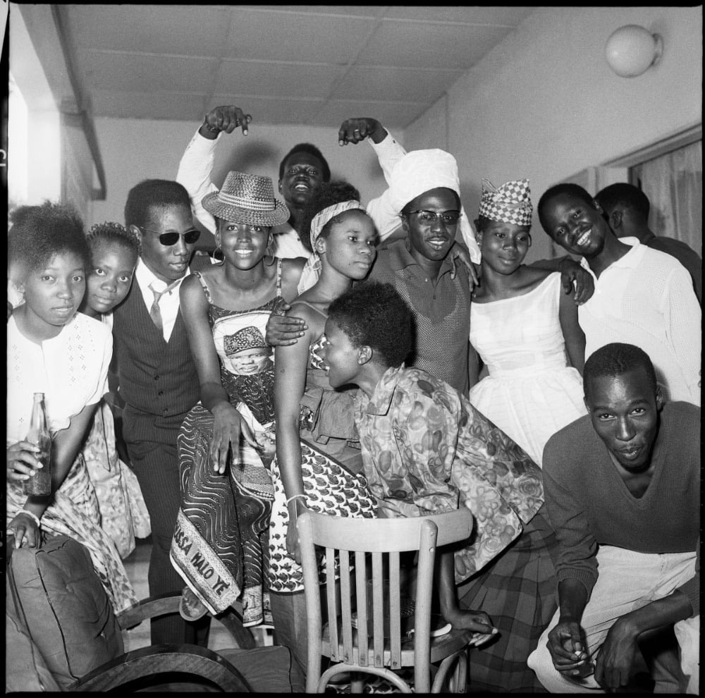 사진작가 말릭 시디베의 작품 'Aragon club'. / 사진출처. ©Malick Sidibé, Courtesy Galerie Magnin-A, Paris