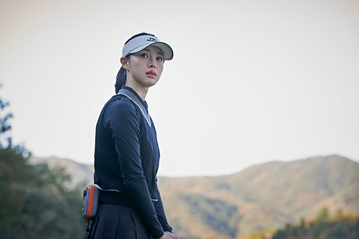 온라인카지노 선택 받은 신예 강해림…"낯선 사람이었으면 했다"