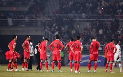 본선행 계획 꼬인 홍명보호...졸전 끝 오만과 1-1 무승부