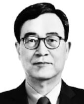 [다산칼럼] 트럼프 관세 압박의 숨은 노림수