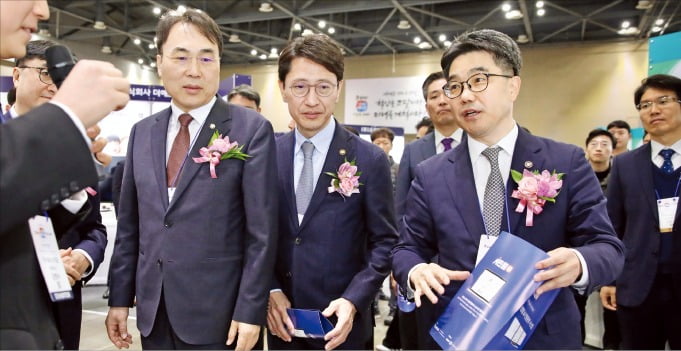 5분이면 질병 파악혁신 제품 총출동