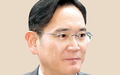 이재용 "사즉생 각오로 판 바꿔라"