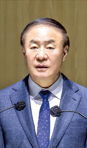 < 주주 앞에 선 전영현·한종희 부회장 alt=