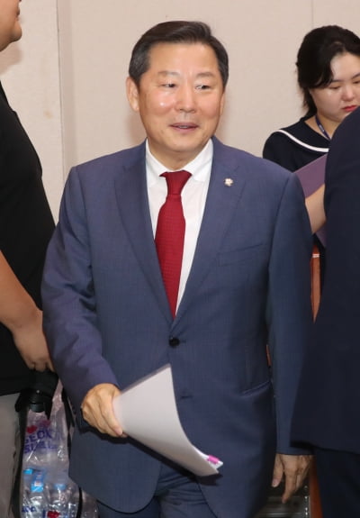 “사건 덮기 의혹” 치안정감 역임한 이철규 의원 아들 대마 몰라
