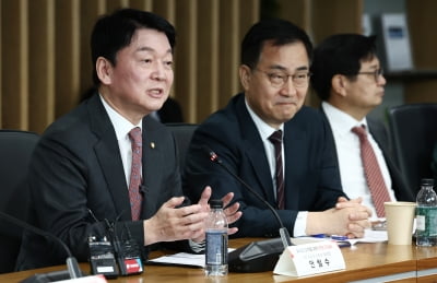안철수 "이재명, 5개 재판 다 무죄면 출마하라"