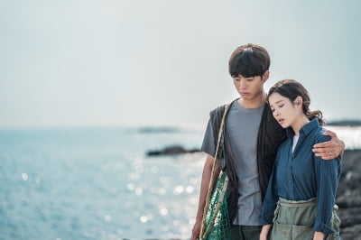 ‘폭싹 속았수다’, 도파민 중독 시장에서 꺼내든 소설 같은 드라마[김희경의 컬처 인사이트]