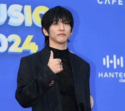 Korean Singer Lee Seung-yoon Announces Surprise Marriage