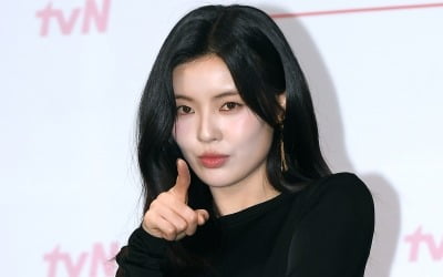 '이광수♥' 이선빈, 유명 매거진 창업주와 절친…"지금의 날 있게 해줘, 가족 같은 사이"  ('살롱드립2')