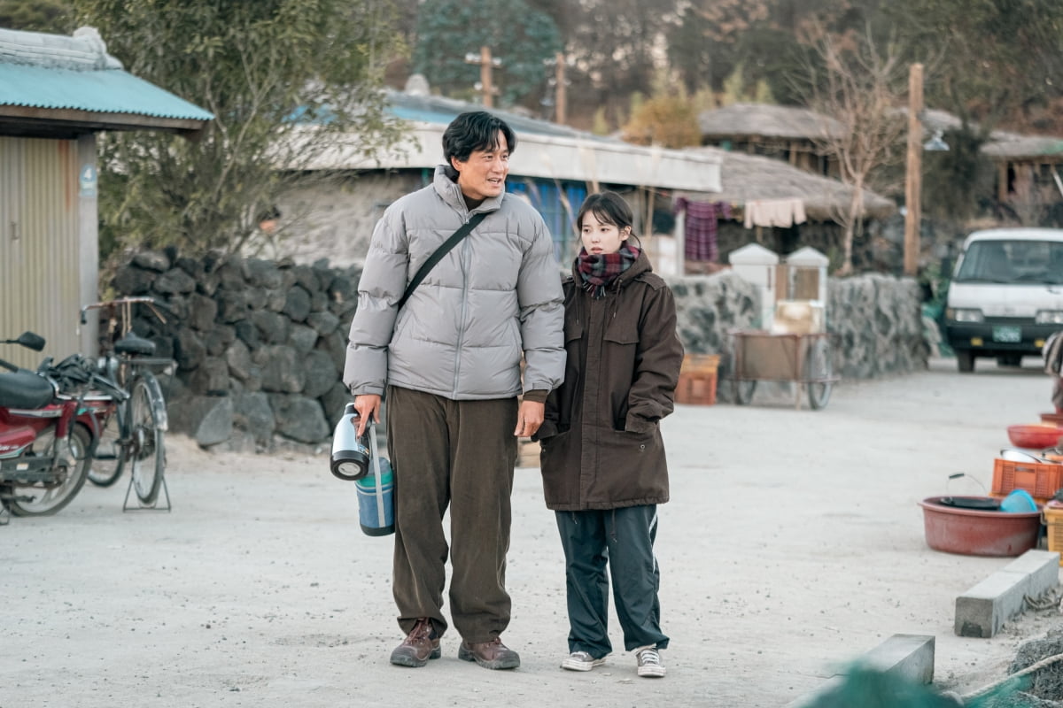 애순이 빼다박은 아이유…"외박 안 돼" 母 단속에도 ♥열애 중('폭싹 속았수다')