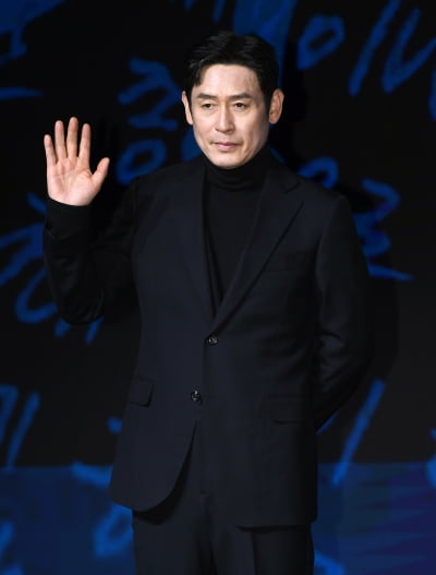 새벽 3시에 줄넘기 5000개 했다더니…"설경구, 아침 8시 촬영에도 붓기 없어"('하이퍼나이프')