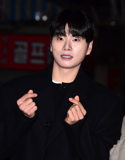 [단독] 이이경, KBS '개콘'도 접수…절친 박성광 지원사격