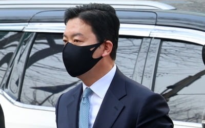 '尹 체포 저지' 김성훈 영장심사 출석…"법 따랐을 뿐"