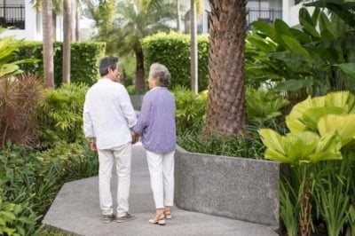 늙어서 집만 덜렁 있으면 뭐하나…요즘 노인들 '이것' 찾는다