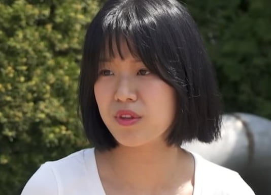2012년 제54회 사법시험에서 만 20살의 나이로 최연소 합격한 박지원(33)씨. /출처=유튜브 '스튜디오샤'