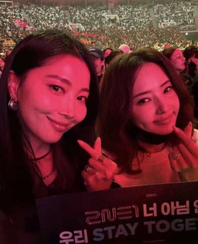 레이싱걸 오윤아 VS 바비인형 한채영, 세기의 미모 대결