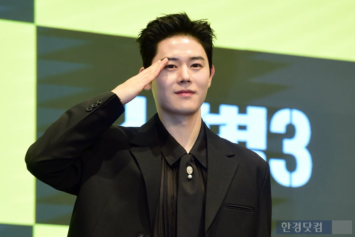 [포토] 김동준, '신병으로 돌아왔습니다'