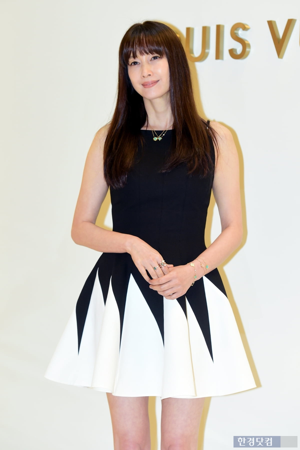 [포토] 이나영, '세월을 잊은 아름다운 자태'