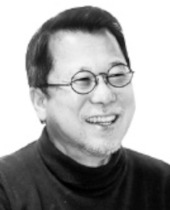 [장석주의 영감과 섬광] 일상의 안녕은 공짜가 아니다