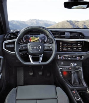  아우디 Q3 40 TFSI 콰트로 운전석 모습