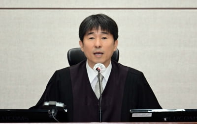 지귀연 판사도 탄핵?…구야권 "尹에게 前 대통령이라고 해"