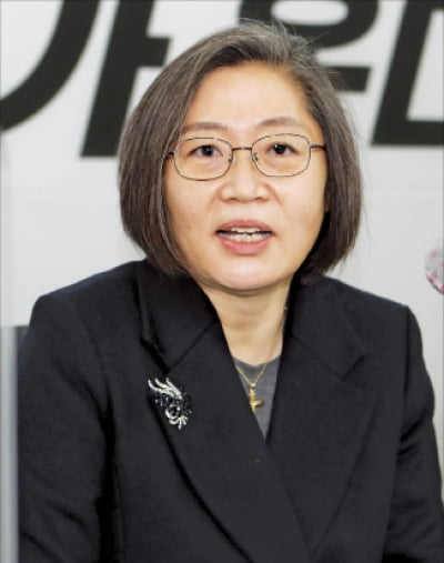 이수정 교수 故장제원 “고인 명복 빈다”