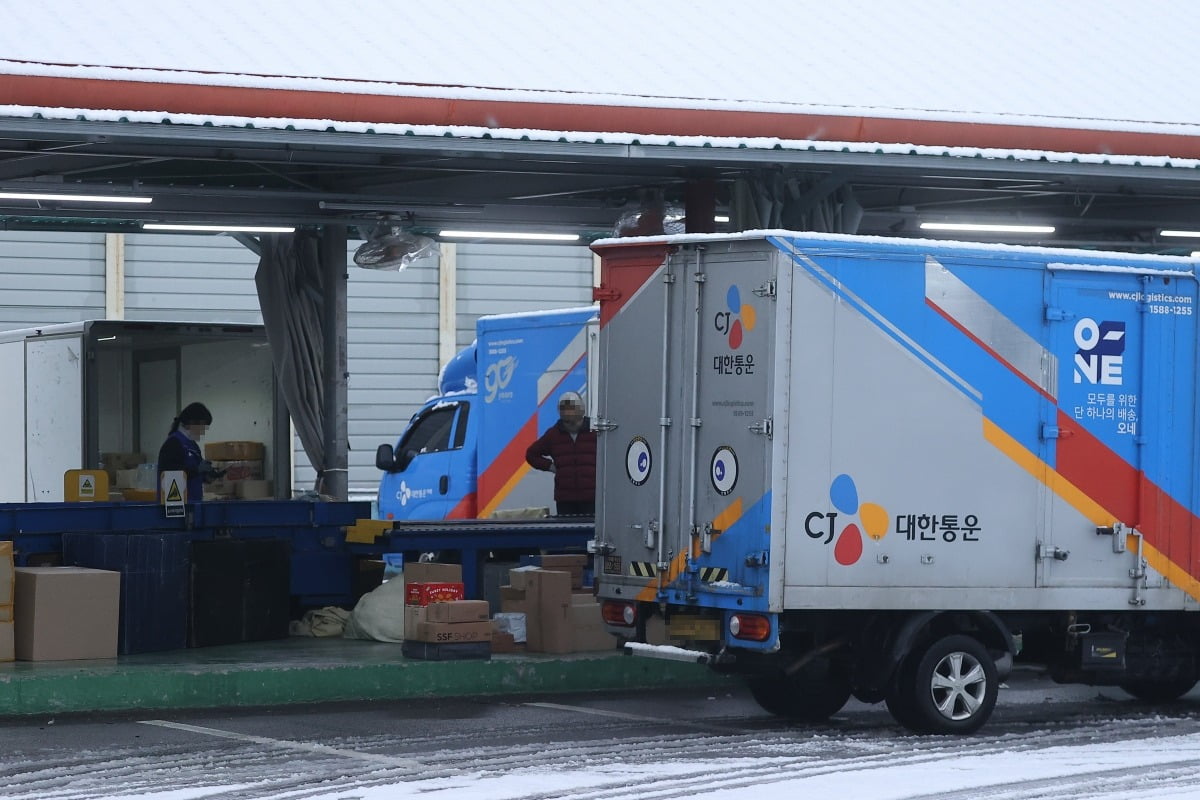 목표주가 15나 다운 CJ대한통운 실적 부진 여파